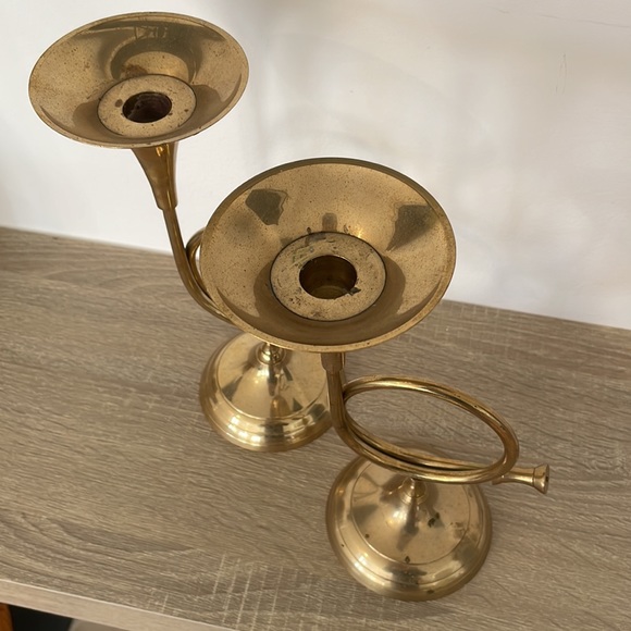 Brass trumpet chandelier - Picture 2 of 3